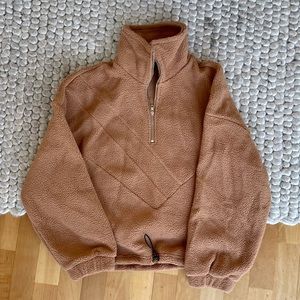 Foreve 21 Tan Fleece Pullover